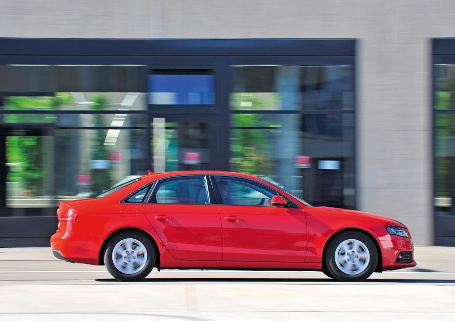  Audi A4 2.0 TDIe Sedan (B8, 8K) 2009 года  (WW) (фото 6 из 34)